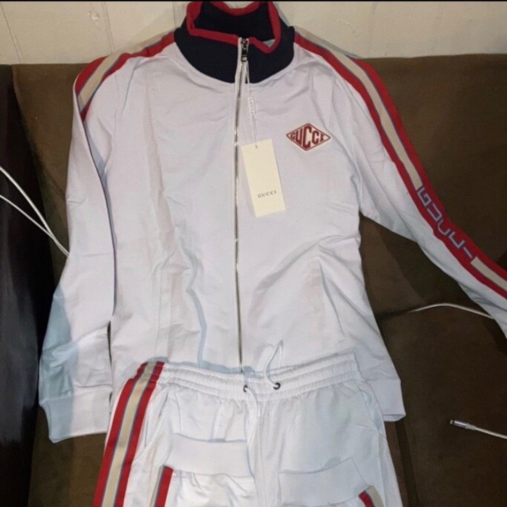 Gucci Outfit